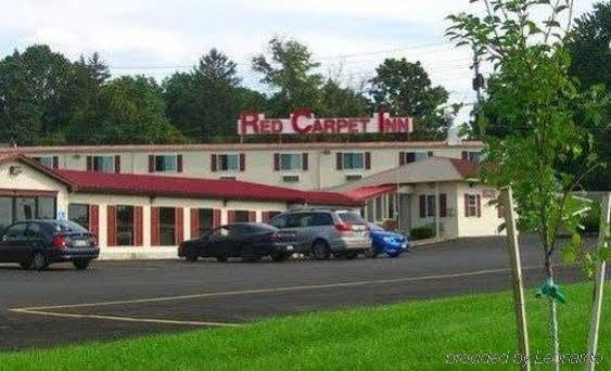 Red Carpet Syracuse Airport Hotel North Syracuse