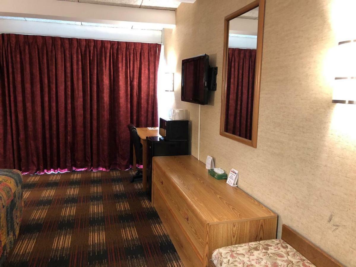 Hotel Red Carpet Syracuse Airport North Syracuse